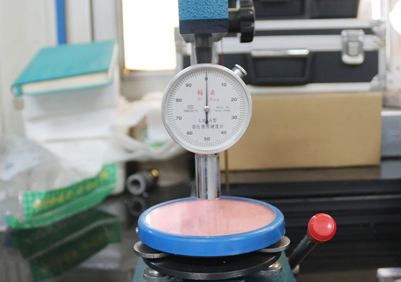 先进的检测设备