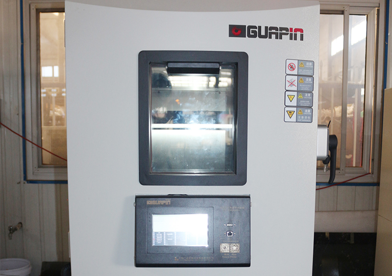 先进的检测设备